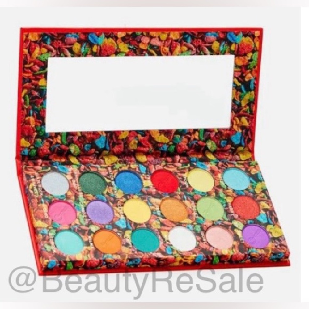 Revolution Beauty - Eyeshadow Palette
